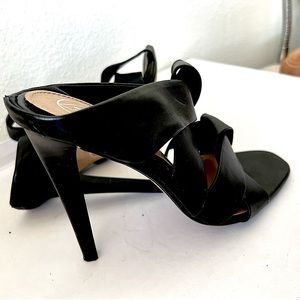 Beautiful elegant heels, size 38